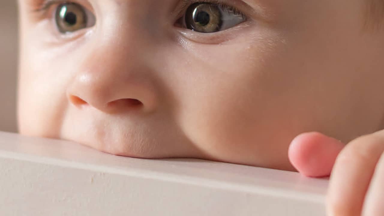 A baby teething